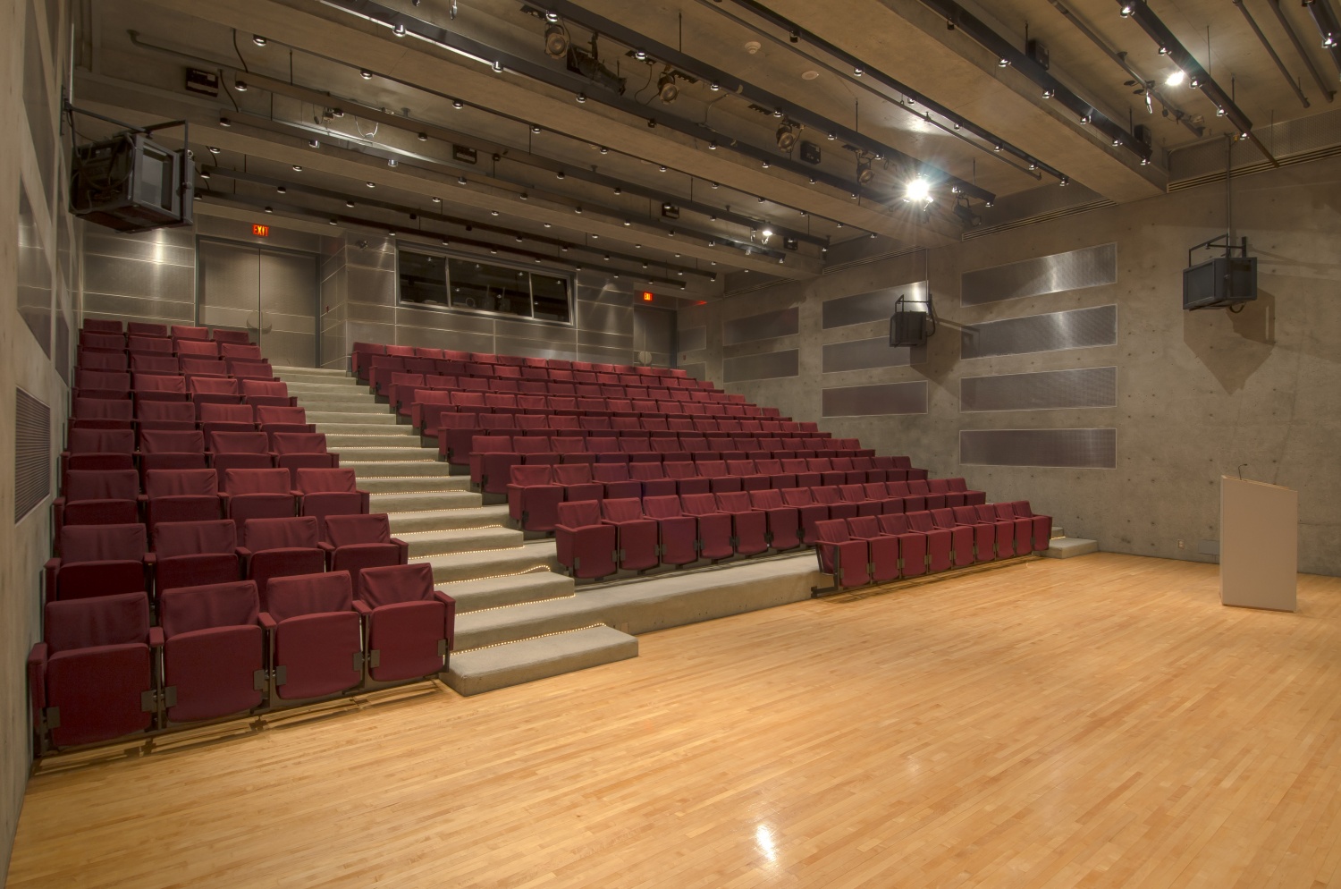 Ahmanson Auditorium, photo by Gene Ogami