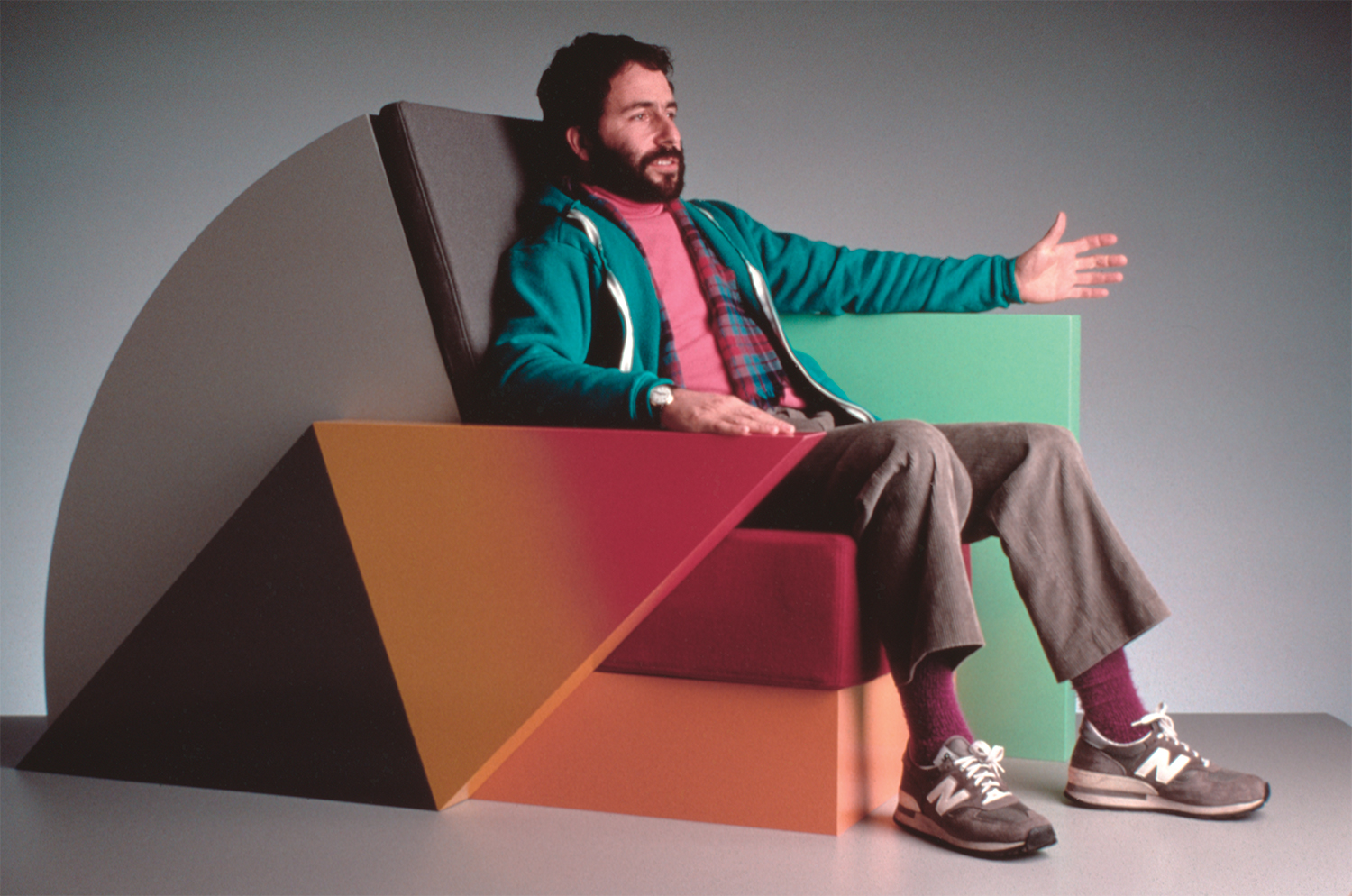 Peter Shire with Bone Air Chair, 1985, image courtesy of the artist