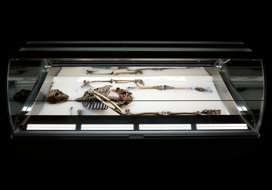 Adrián Villar Rojas: The Theater of Disappearance image courtesy of the artist and kurimanzutto 02