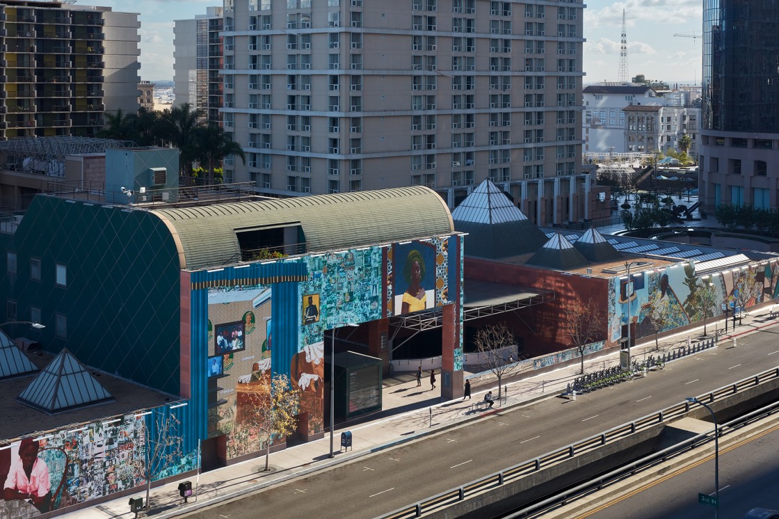 MOCA Mural: Njideka Akunyili Crosby Installation View 01