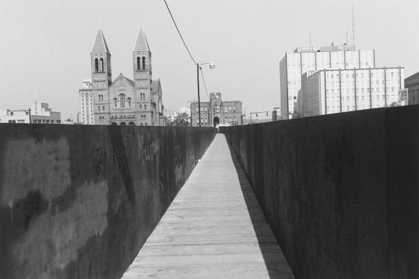 AKRON, OHIO (narrow pathway)