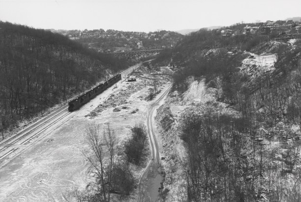 PITTSBURGH, PENNSYLVANIA (train on tracks)