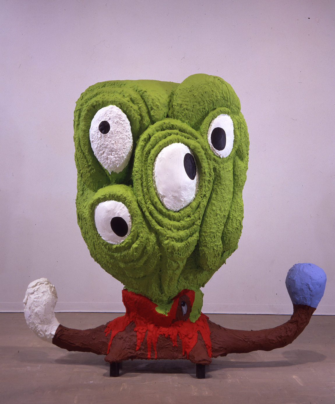 Victor Estrada, Happiness, 1994-1995, Foam, plaster and paint.