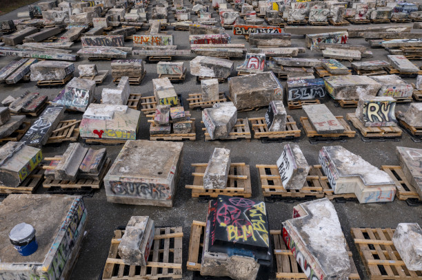 First Fridays: Curator-led Walkthrough of MONUMENTS with Bennett Simpson